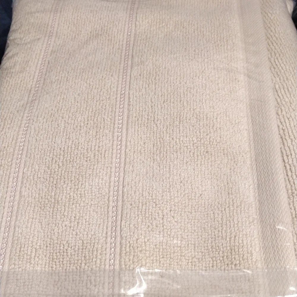 Hudson Park Supreme Tub Mat